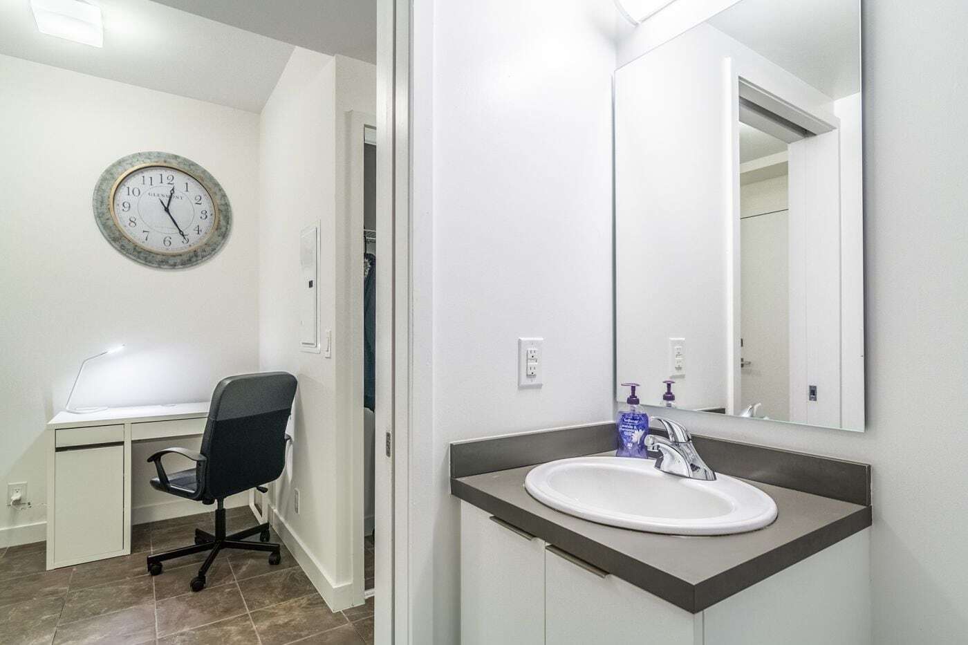 טורונטו Aoc Suites - Two Bedroom Condo - City/Cn Tower View מראה חיצוני תמונה