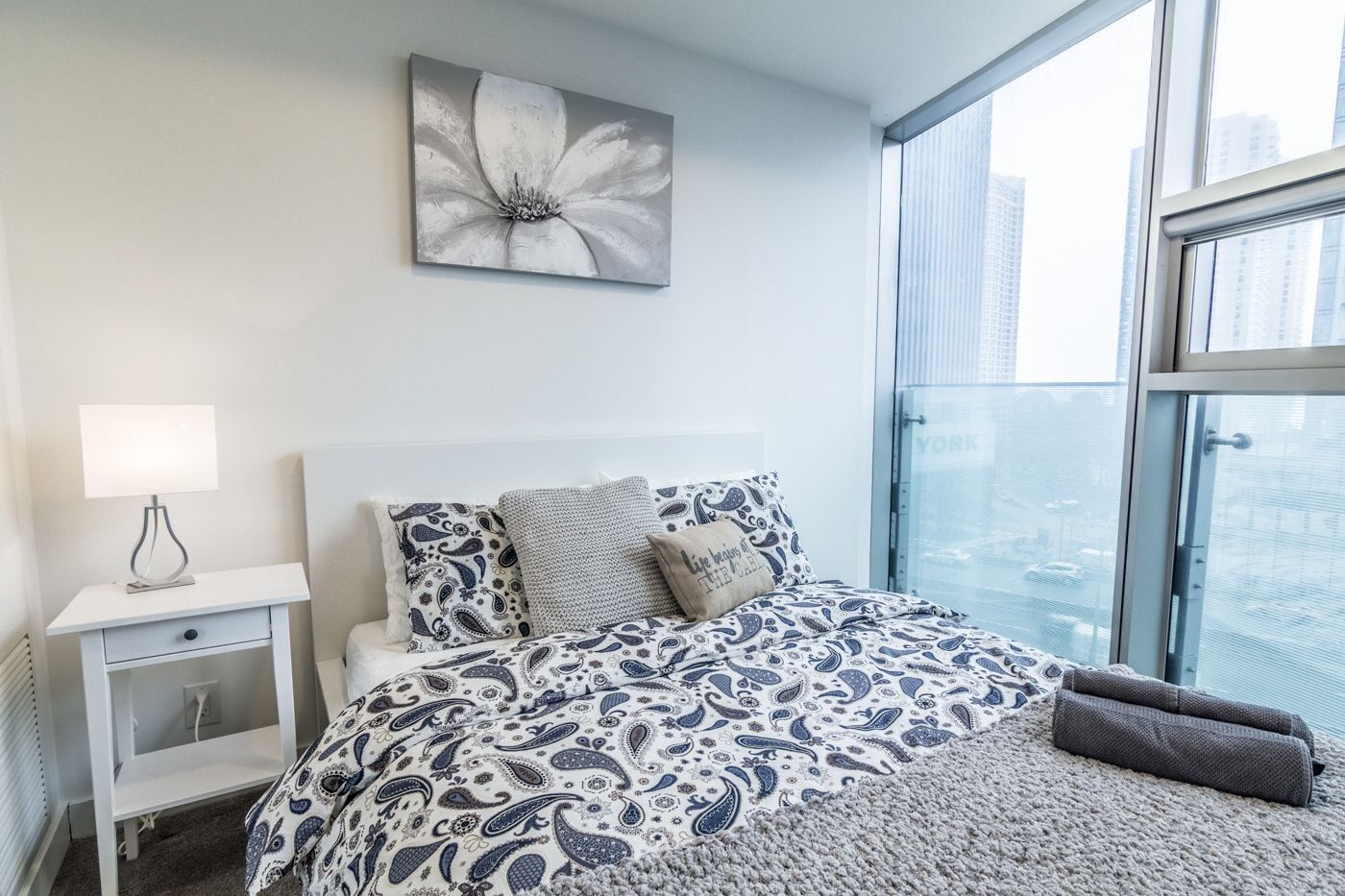 טורונטו Aoc Suites - Two Bedroom Condo - City/Cn Tower View מראה חיצוני תמונה